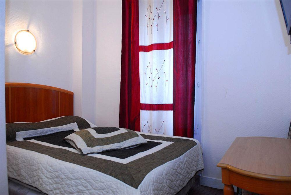 Modern'S Hotel Париж Екстериор снимка
