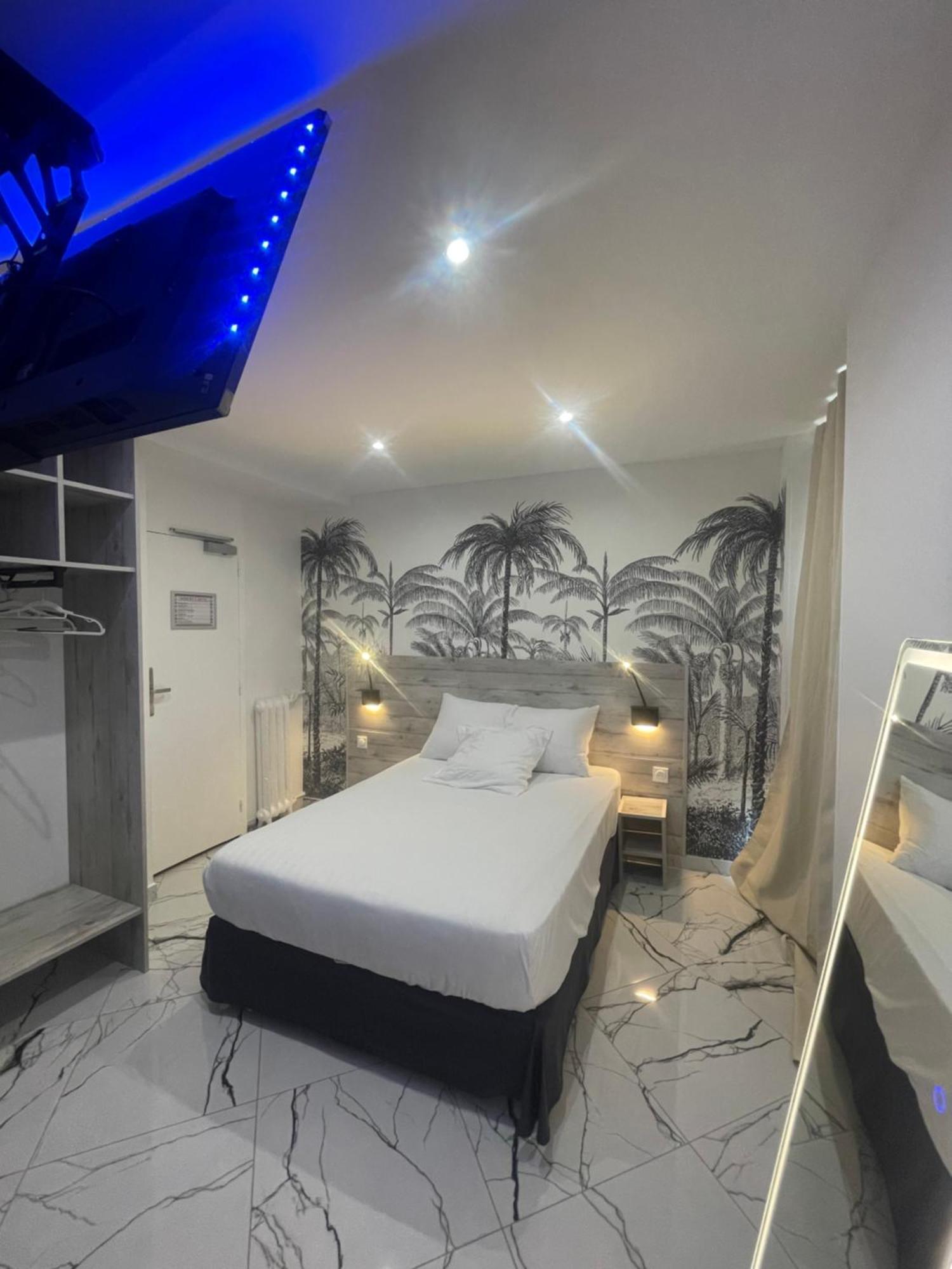 Modern'S Hotel Париж Екстериор снимка