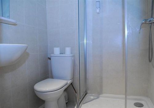 Modern'S Hotel Париж Екстериор снимка